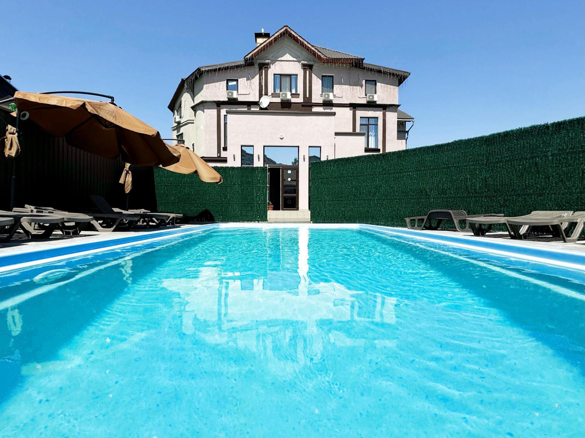 Signeev'S Villa Київ Екстер'єр фото